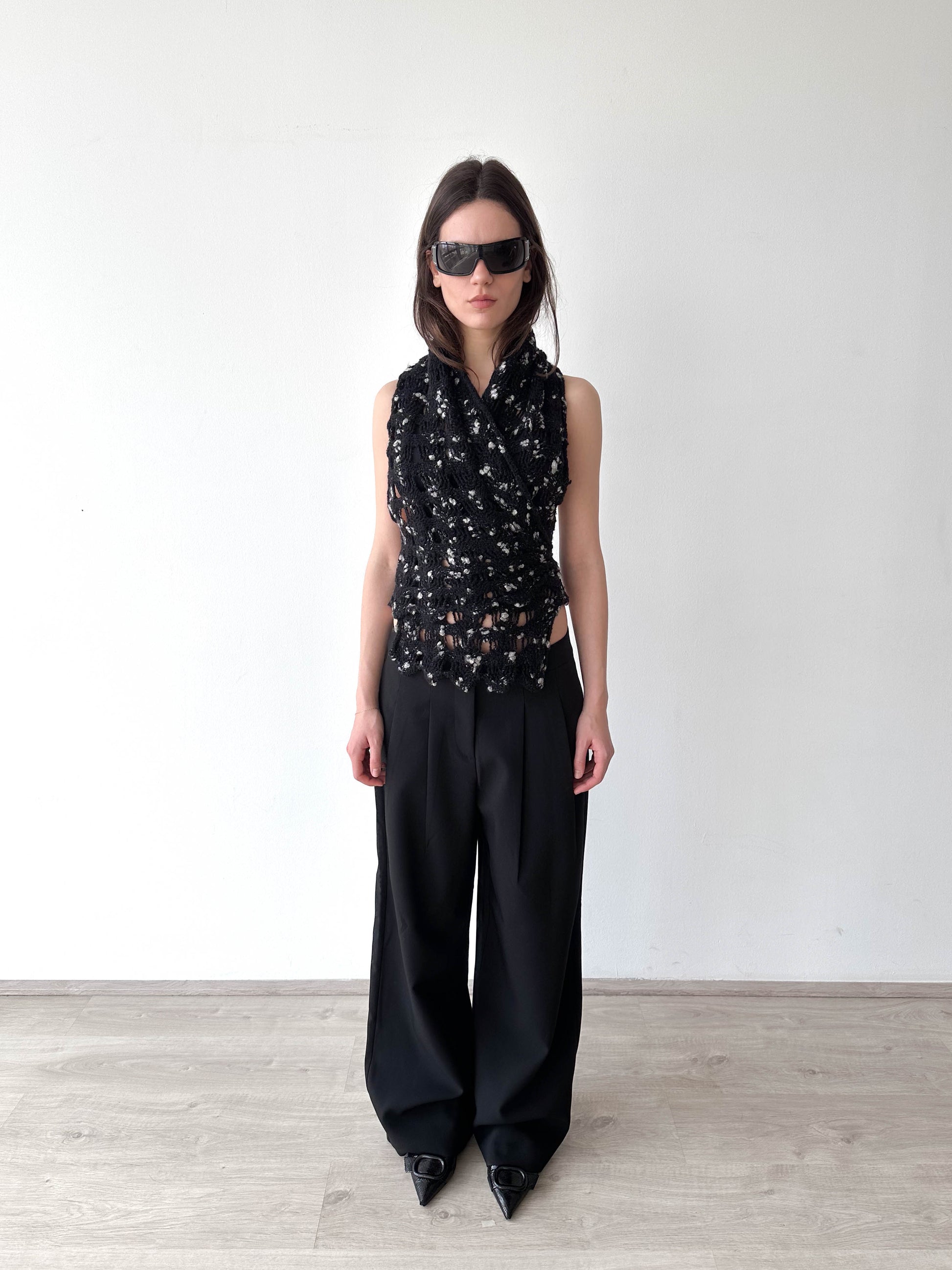 Knitted Wrap Backless Top