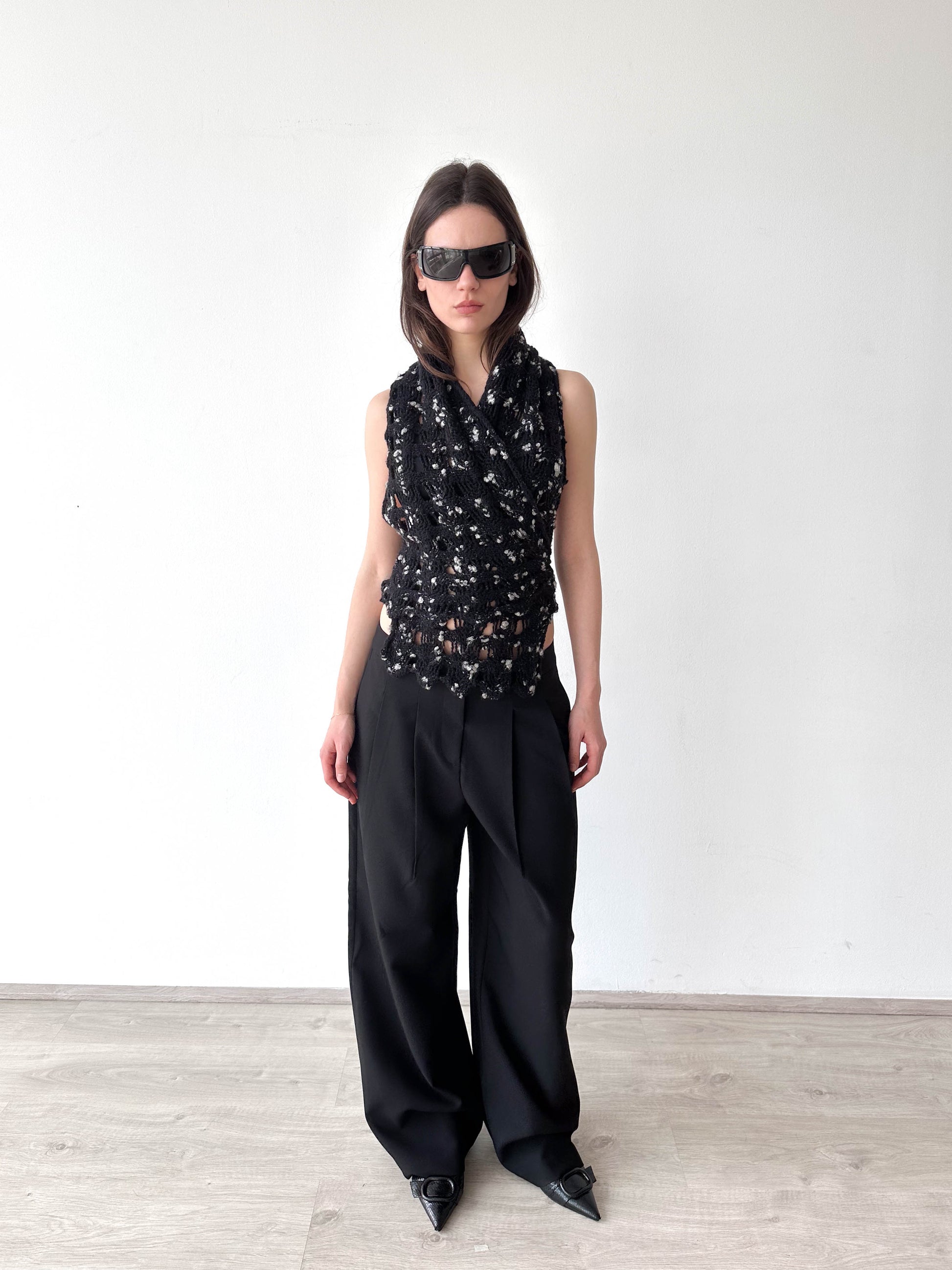 Knitted Wrap Backless Top