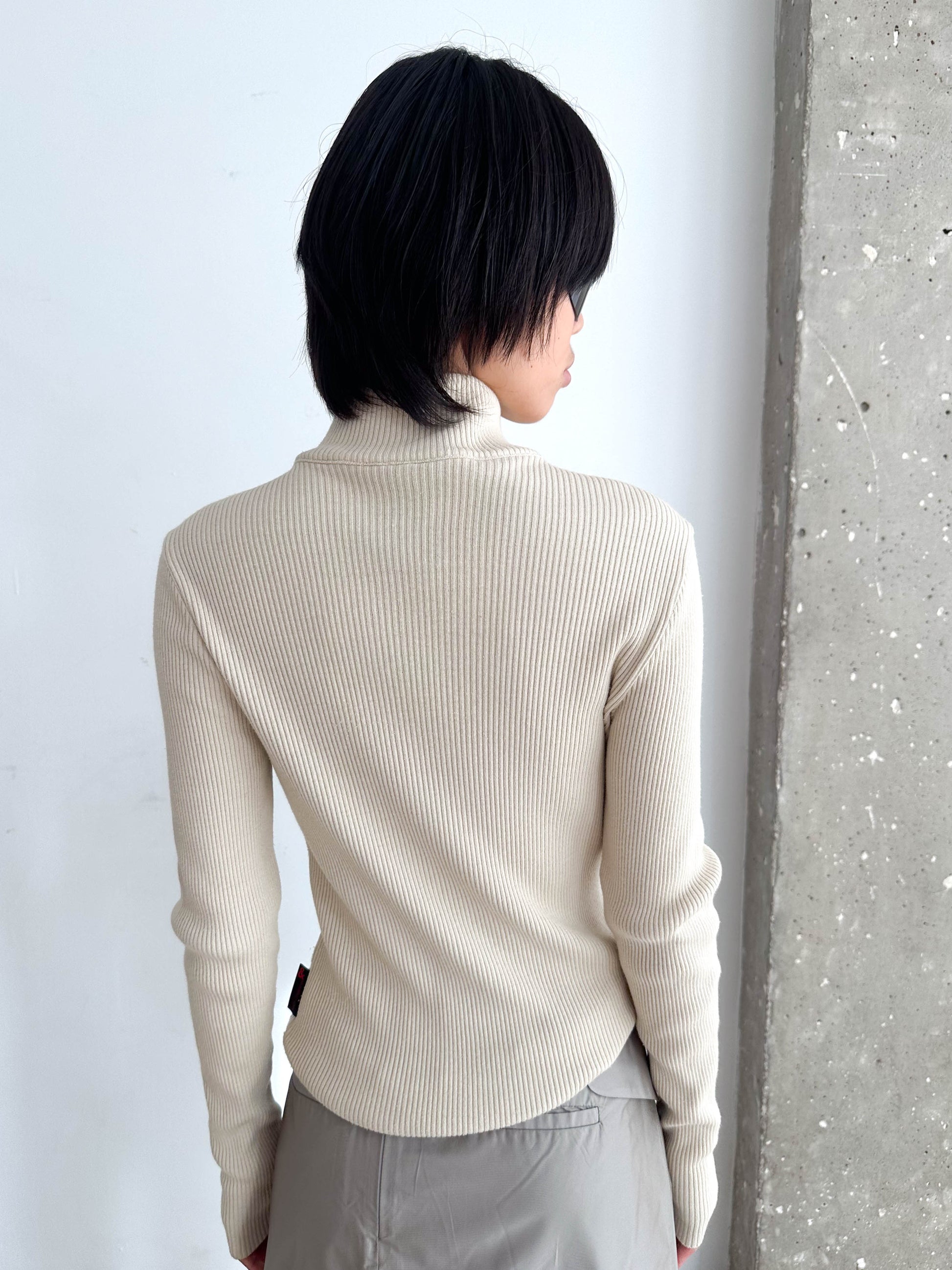 D&G Ribbed Zip Up Cardigan