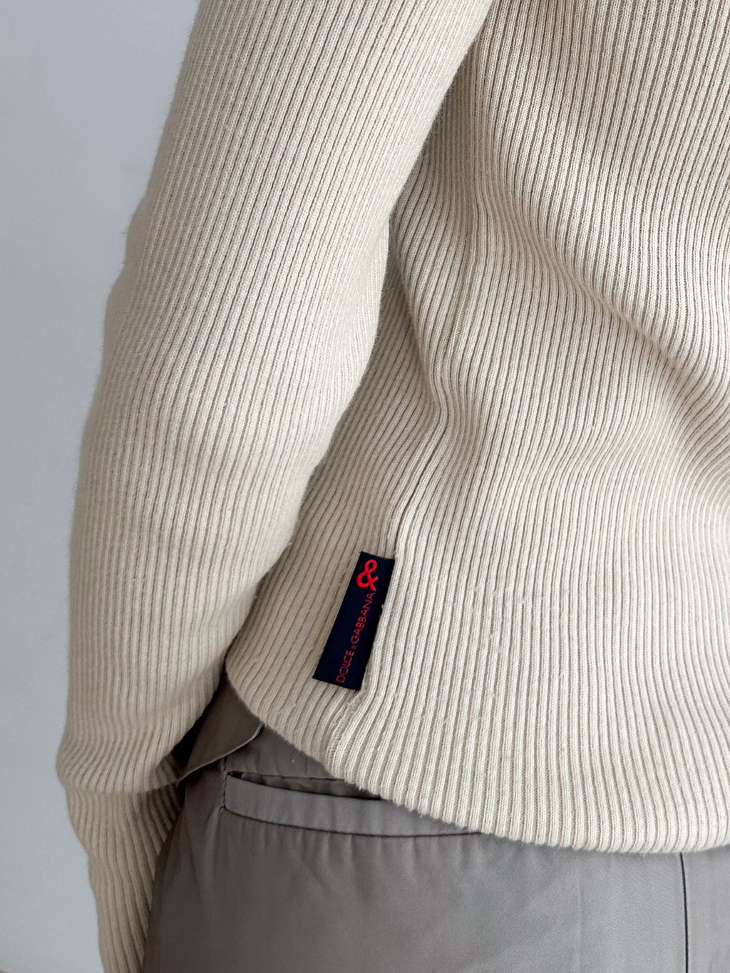 D&G Ribbed Zip Up Cardigan