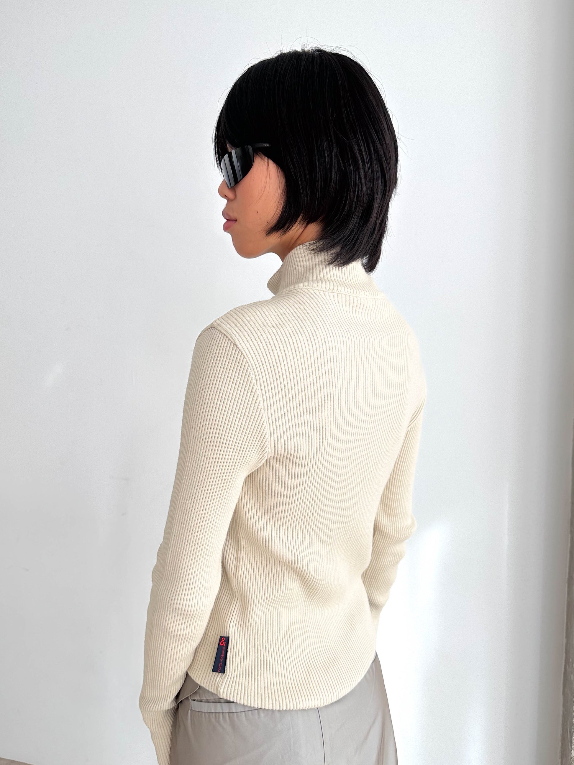 D&G Ribbed Zip Up Cardigan