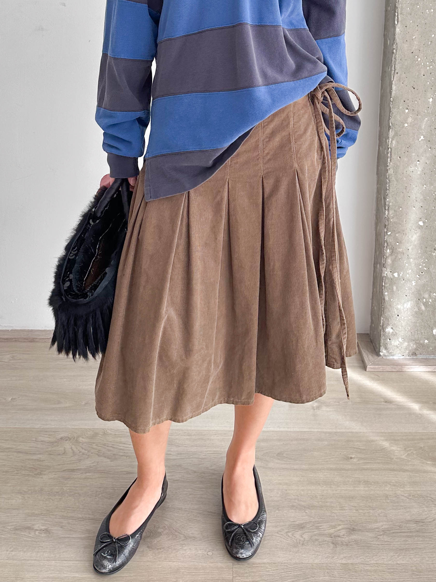 Cord Pleated Midi Skirt