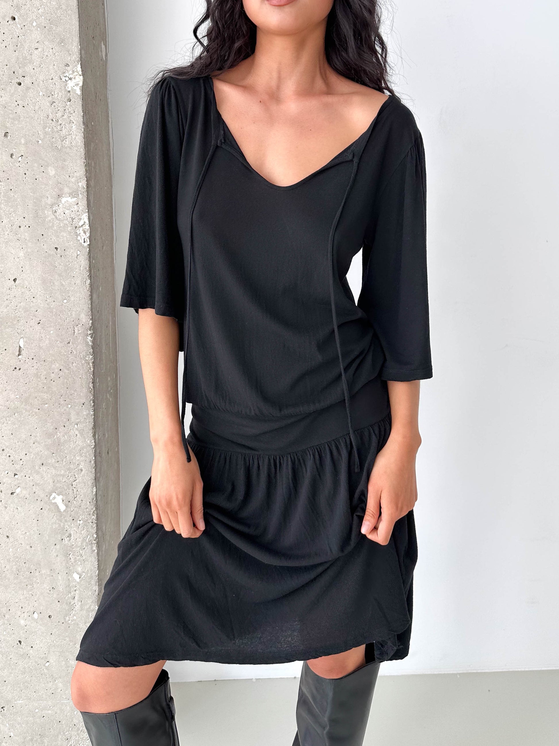 Black Light knitted Drop Waist Jersey Dress