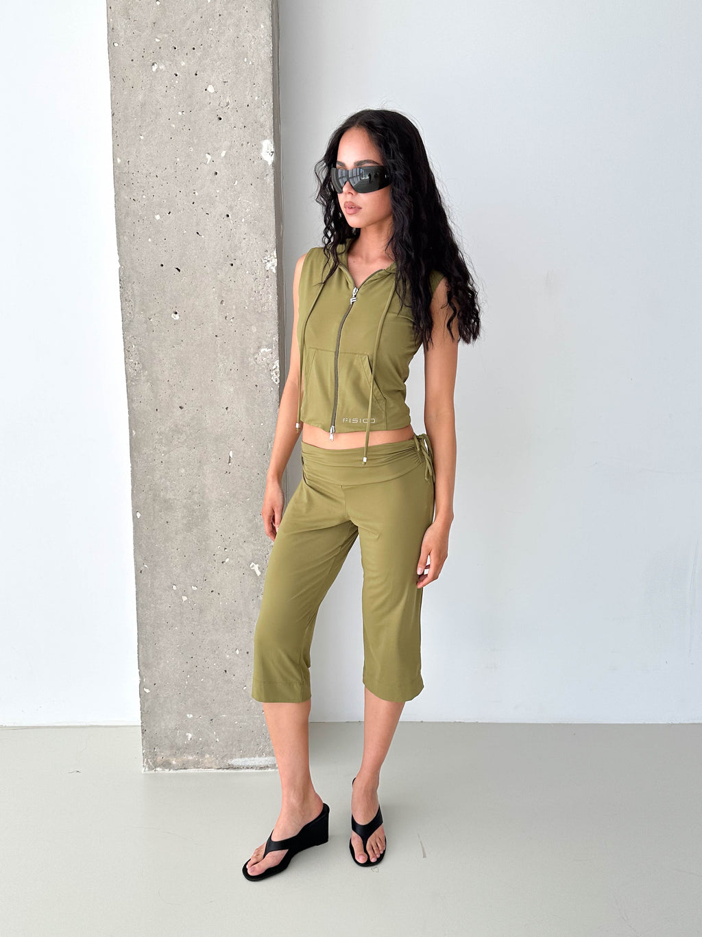 Italian Vintage Khaki Zip Hoodie Vest & Capri Trouser Set
