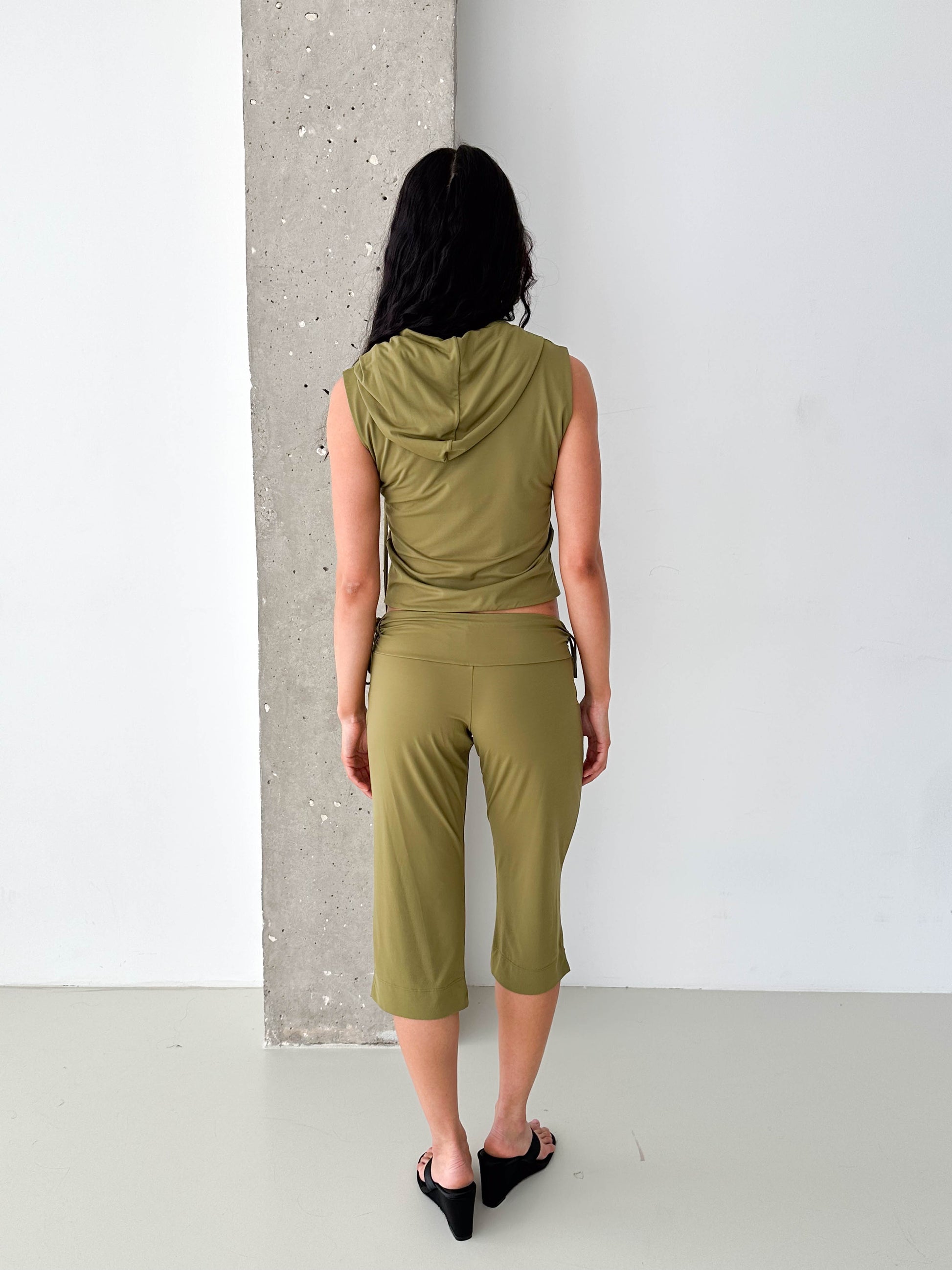Italian Vintage Khaki Zip Hoodie Vest & Capri Trouser Set