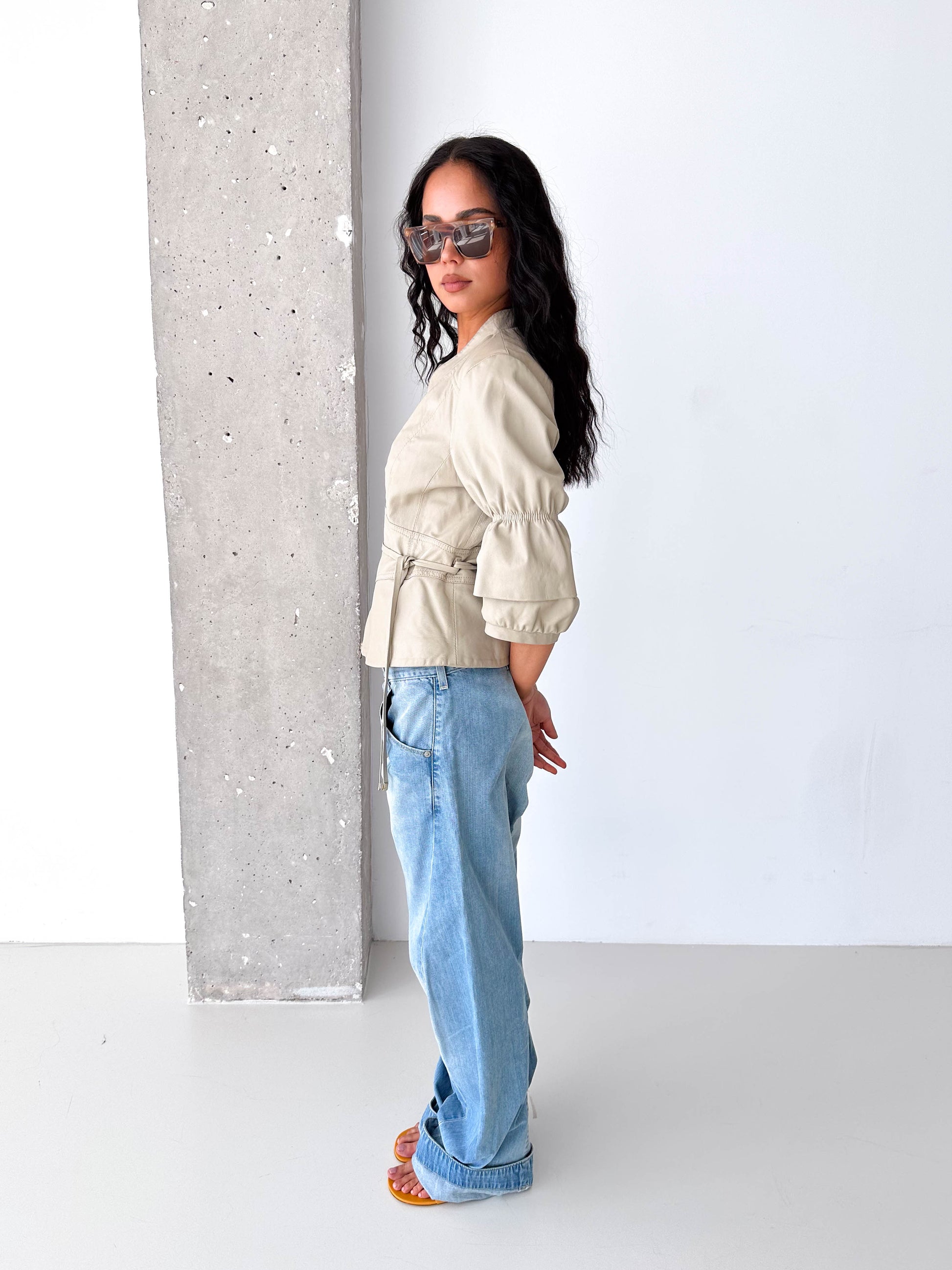 Stone Leather Belted Zip Short Puff Sleeve Jacket